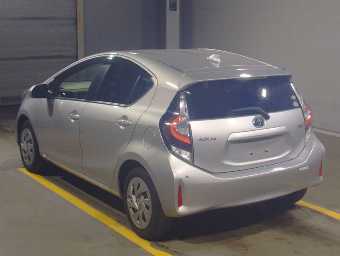 TOYOTA AQUA 2020 Image 17