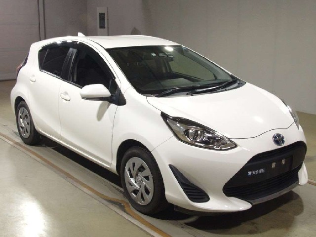 TOYOTA AQUA 2020 Image 24