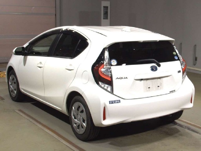TOYOTA AQUA 2020 Image 25