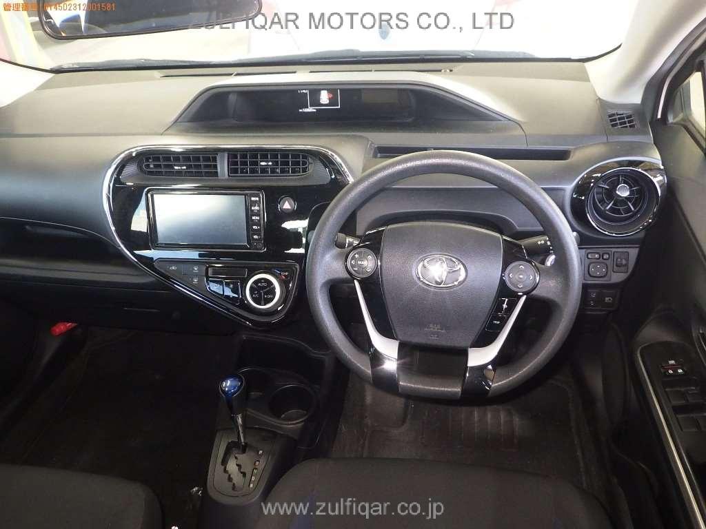 TOYOTA AQUA 2020 Image 6