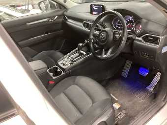 MAZDA CX-5 2019 Image 5