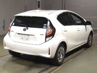 TOYOTA AQUA 2020 Image 16