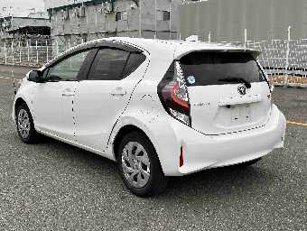 TOYOTA AQUA 2020 Image 4