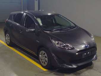 TOYOTA AQUA 2019 Image 3