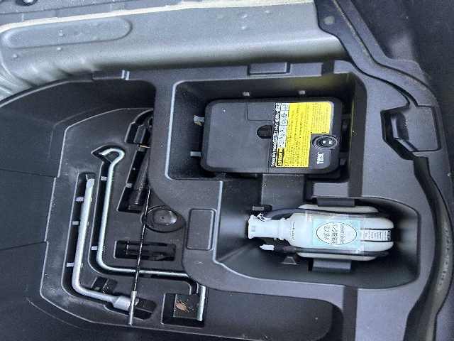 TOYOTA AQUA 2019 Image 21