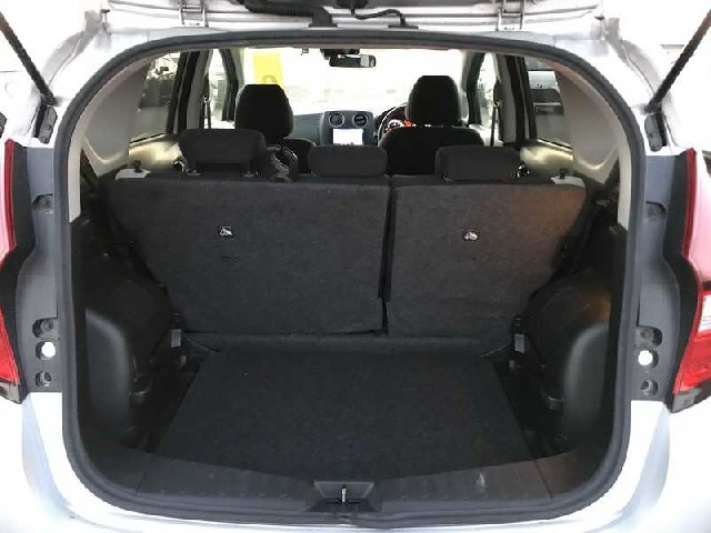 NISSAN NOTE 2020 Image 19