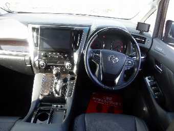 TOYOTA ALPHARD 2021 Image 4