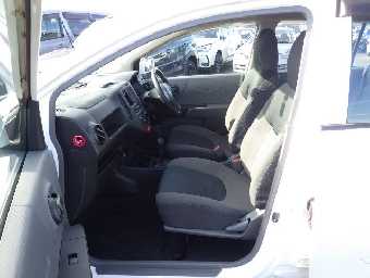 NISSAN NV150 AD 2018 Image 12