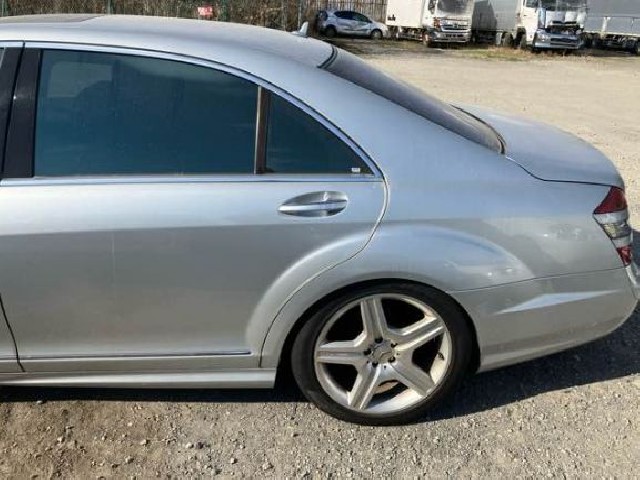 MERCEDES BENZ S CLASS 2010 Image 19