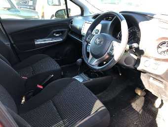 TOYOTA VITZ 2016 Image 5