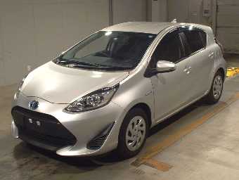 TOYOTA AQUA 2018 Image 1