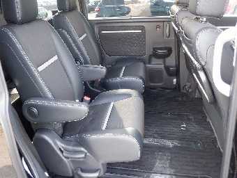 HONDA STEPWGN SPADA 2019 Image 18