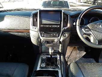 TOYOTA LAND CRUISER 2016 Image 9