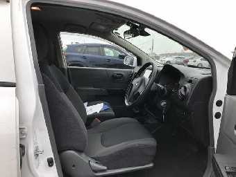 NISSAN NV150 AD 2018 Image 9