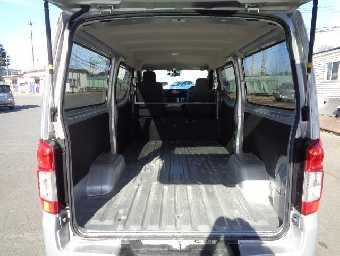 NISSAN NV350 CARAVAN 2018 Image 3