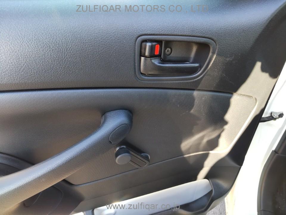 TOYOTA PROBOX 2018 Image 11