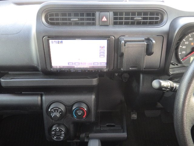 TOYOTA PROBOX 2018 Image 24