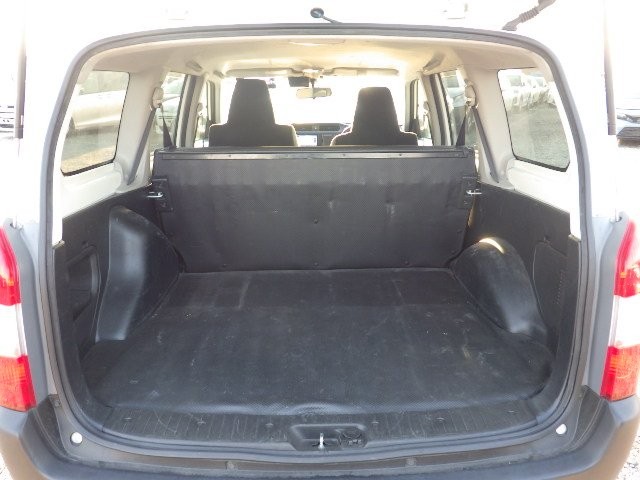 TOYOTA PROBOX 2018 Image 30