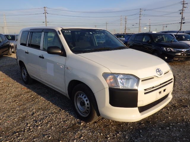 TOYOTA PROBOX 2018 Image 34