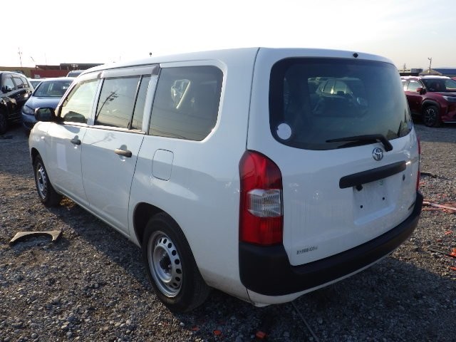 TOYOTA PROBOX 2018 Image 37