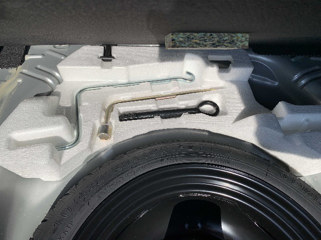 TOYOTA COROLLA AXIO 2018 Image 21