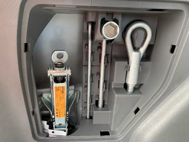 NISSAN NV150 AD 2018 Image 23