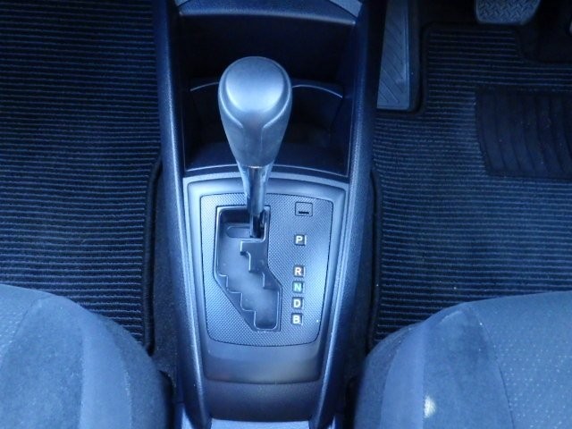 TOYOTA COROLLA AXIO 2018 Image 19