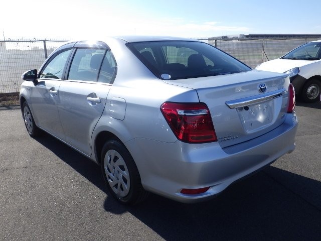 TOYOTA COROLLA AXIO 2018 Image 30