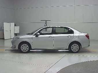 TOYOTA COROLLA AXIO 2018 Image 4