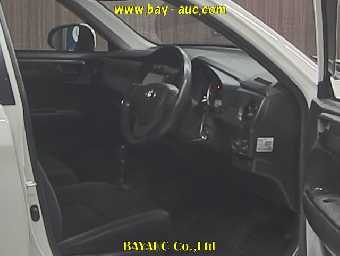 TOYOTA COROLLA AXIO 2018 Image 3
