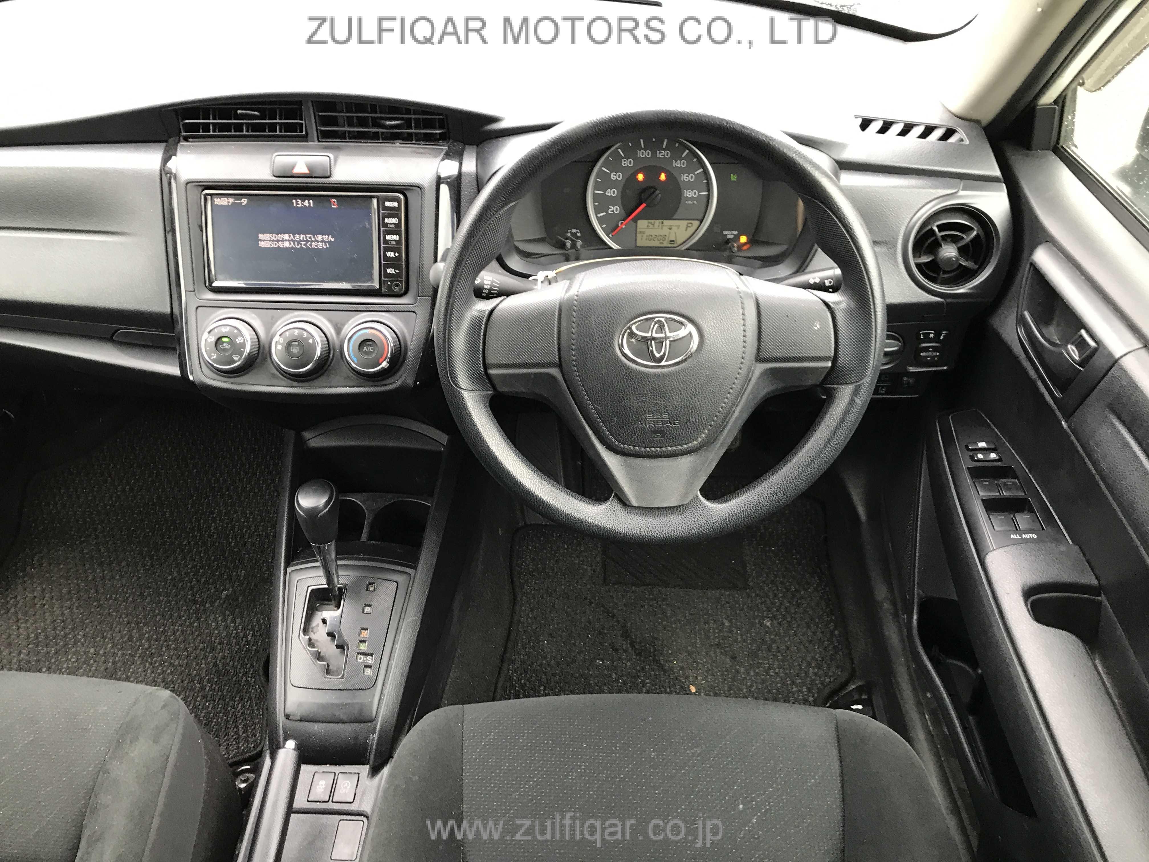 TOYOTA COROLLA AXIO 2018 Image 8