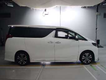 TOYOTA ALPHARD 2021 Image 3
