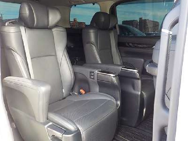 TOYOTA ALPHARD 2021 Image 23
