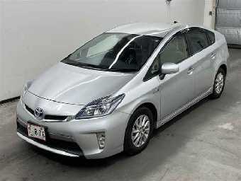 TOYOTA PRIUS PHV 2015 Image 4