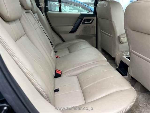 LAND ROVER FREE LANDER 2 2011 Image 8