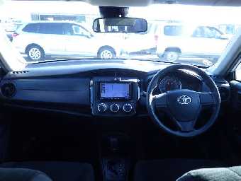 TOYOTA COROLLA AXIO 2018 Image 11