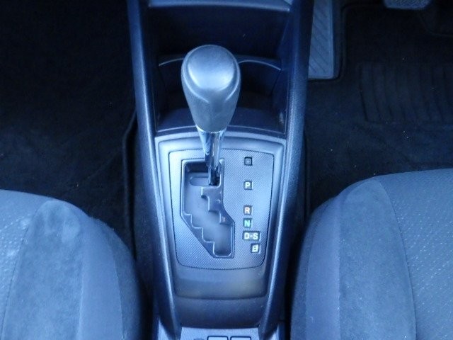 TOYOTA COROLLA AXIO 2018 Image 19