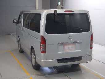 TOYOTA HIACE 2012 Image 6