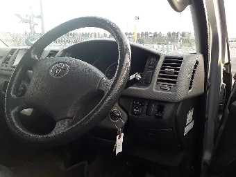 TOYOTA HIACE 2012 Image 7