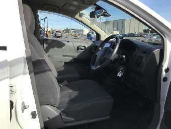 NISSAN NV150 AD 2018 Image 16