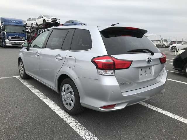 TOYOTA COROLLA FIELDER 2018 Image 22