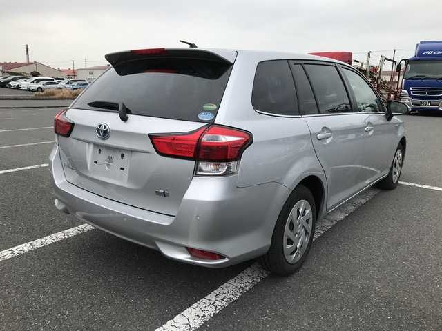 TOYOTA COROLLA FIELDER 2018 Image 24