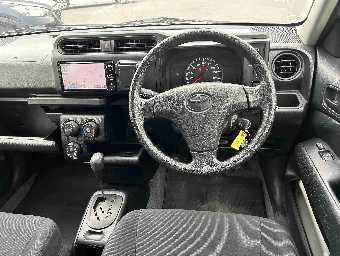 TOYOTA SUCCEED 2018 Image 10