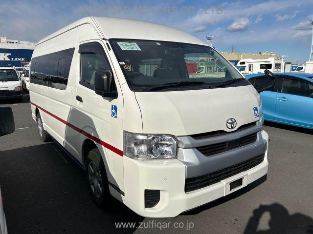 TOYOTA HIACE BUS 2020 Image 11
