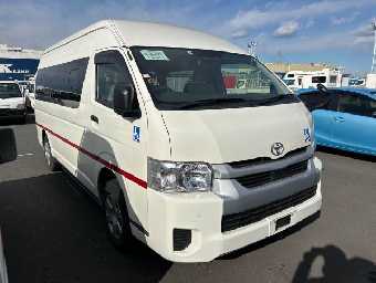 TOYOTA HIACE BUS 2020 Image 11