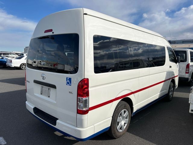 TOYOTA HIACE BUS 2020 Image 20