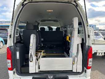 TOYOTA HIACE BUS 2020 Image 17