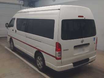 TOYOTA HIACE BUS 2020 Image 4