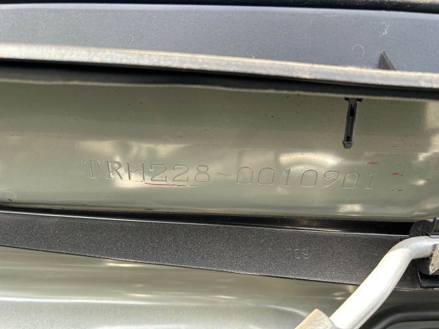 TOYOTA HIACE BUS 2020 Image 35