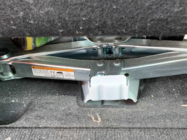 TOYOTA AQUA 2018 Image 28